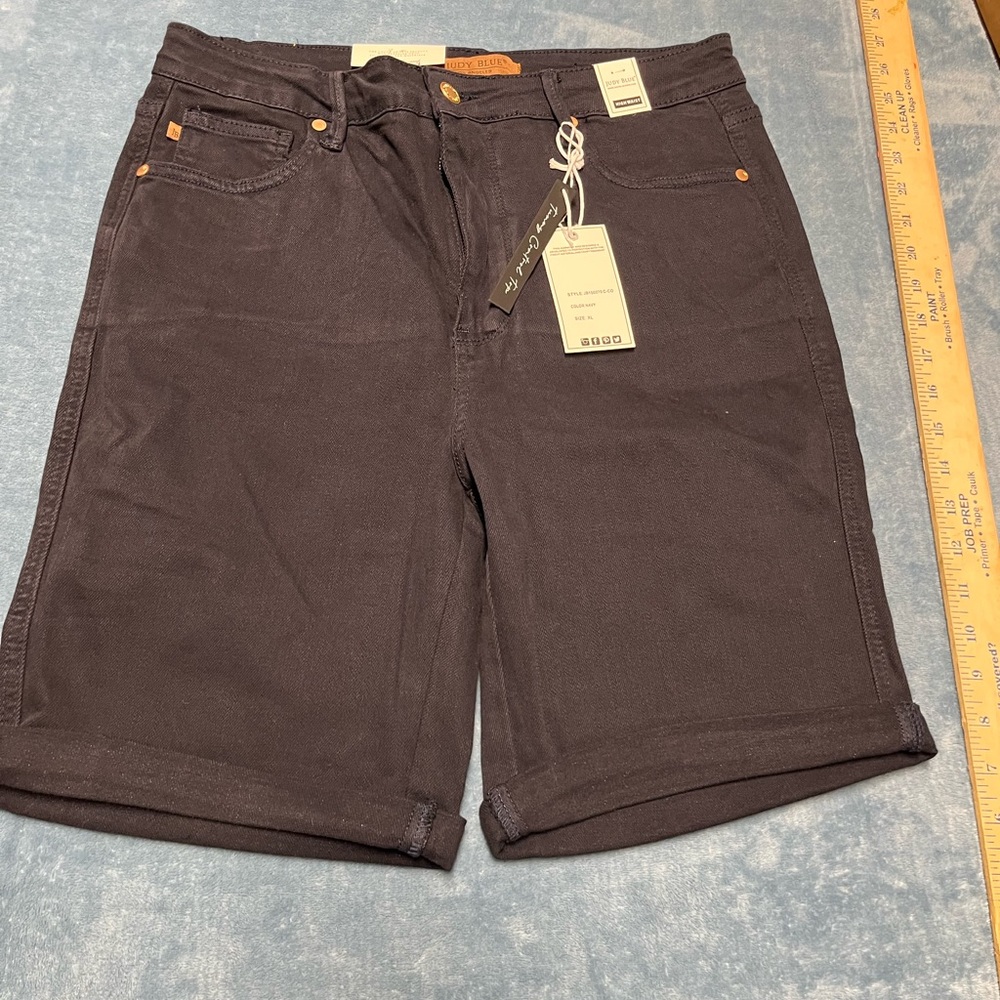 Judy Blue Black Bermuda Shorts for Women XL